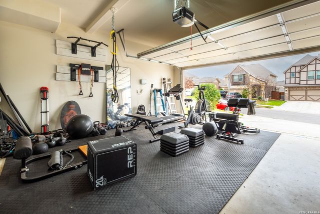 2043 cowan, New Braunfels, TX 78132