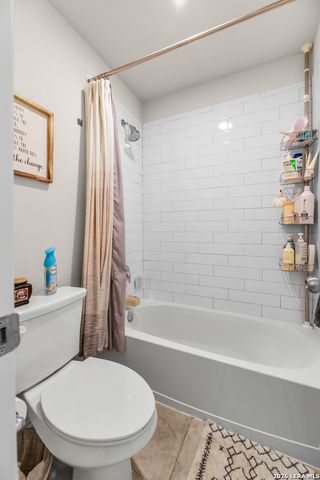 2043 cowan, New Braunfels, TX 78132