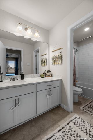 2043 cowan, New Braunfels, TX 78132