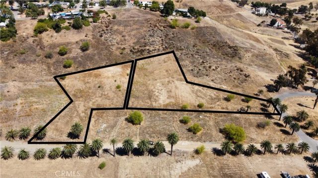 100 Robertson, Lake Elsinore, CA 92530