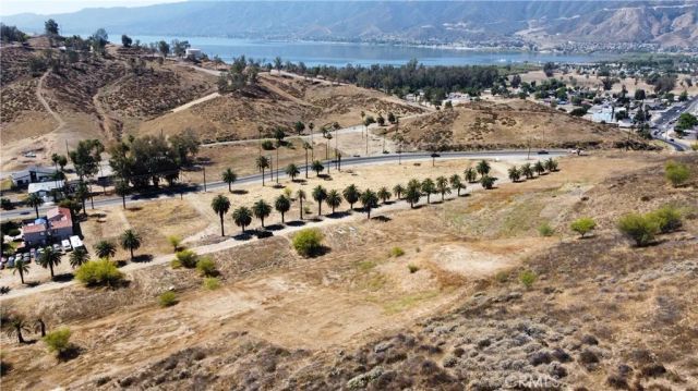 100 Robertson, Lake Elsinore, CA 92530