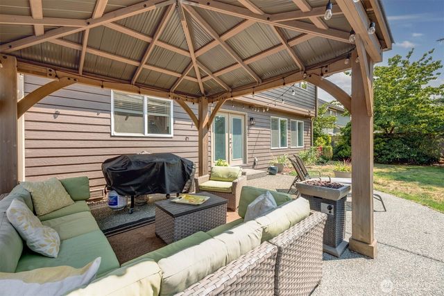 25801 176th Place SE, Covington, WA 98042