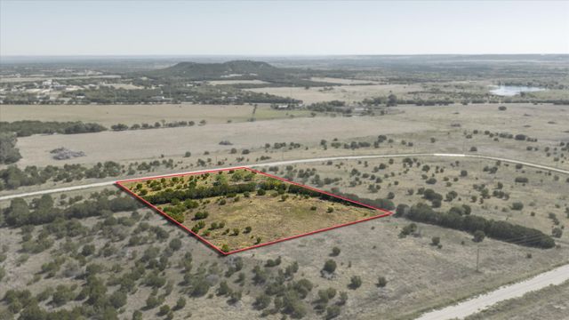 1166 Hidden Valley Road, Glen Rose, TX 76043