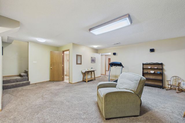3235 Park Overlook Drive, Shoreview, MN 55126