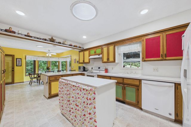 3235 Park Overlook Drive, Shoreview, MN 55126