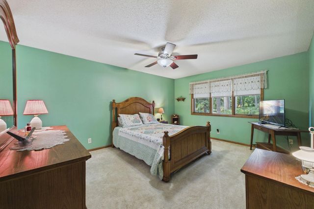 3235 Park Overlook Drive, Shoreview, MN 55126