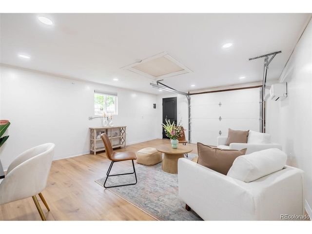 6950 W 54th Ave, Arvada, CO 80002