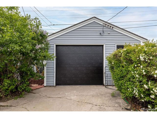 6950 W 54th Ave, Arvada, CO 80002