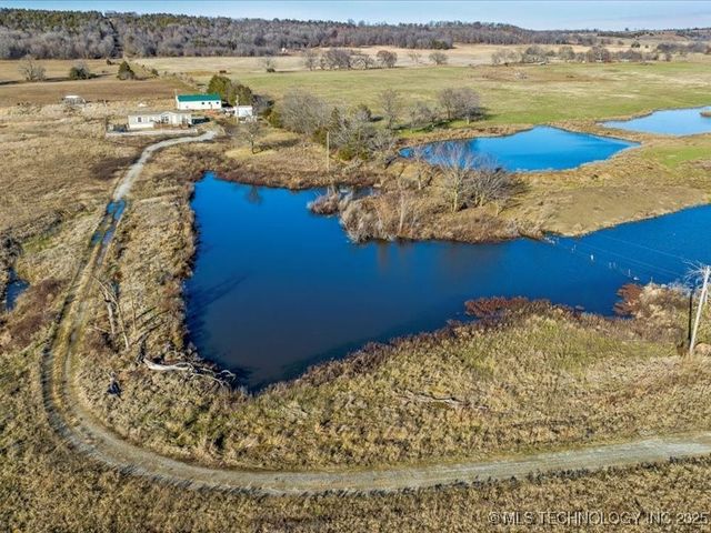 40180 E 1290 Road, Mccurtain, OK 74944