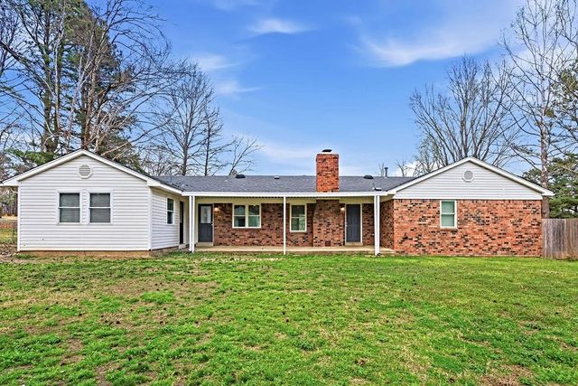 3765 OAKHURST AVE, Millington, TN 38053