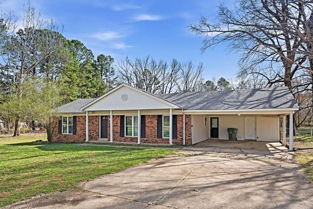 3765 OAKHURST AVE, Millington, TN 38053