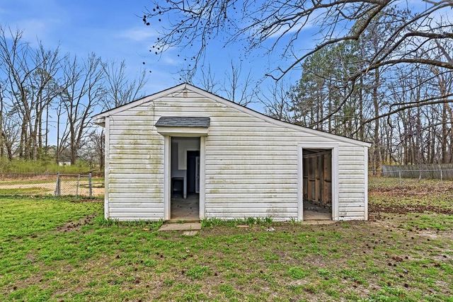 3765 OAKHURST AVE, Millington, TN 38053