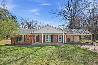3765 OAKHURST AVE, Millington, TN 38053