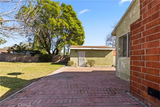 15974 Hawthorne, Fontana, CA 92335