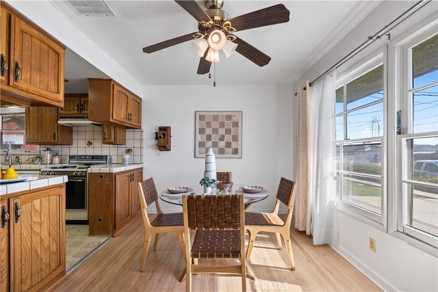 15974 Hawthorne, Fontana, CA 92335