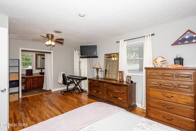100 Shawnee Drive, Maryville, TN 37804