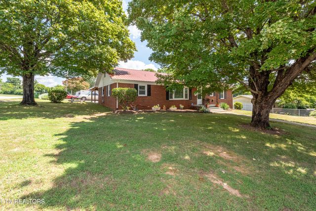 100 Shawnee Drive, Maryville, TN 37804