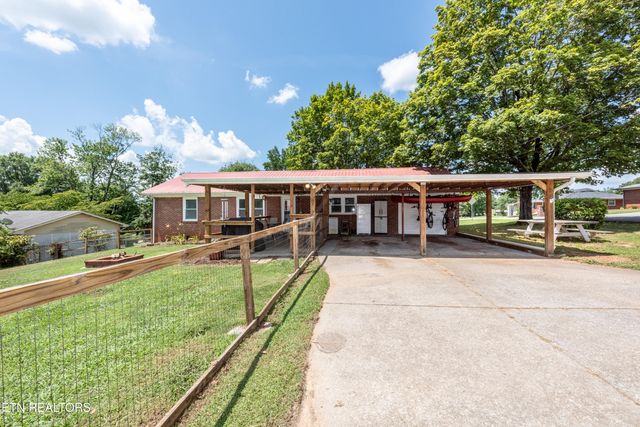 100 Shawnee Drive, Maryville, TN 37804