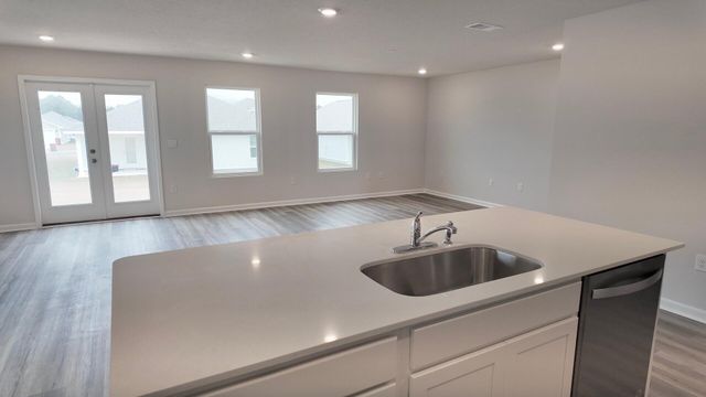 5410 Martingale Drive, Milton, FL 32583
