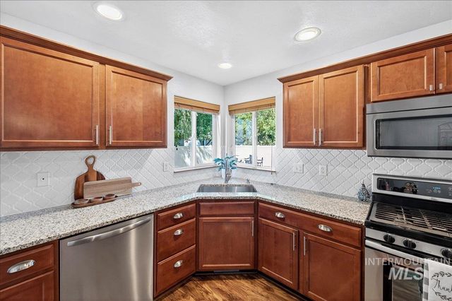 6287 Silver Elm Way, Meridian, ID 83646