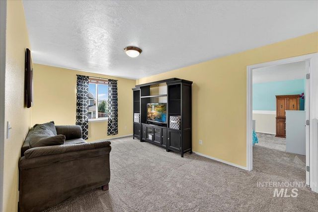 6287 Silver Elm Way, Meridian, ID 83646