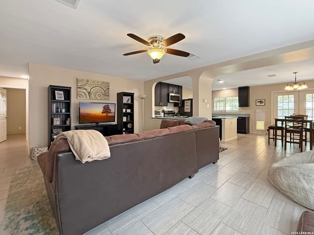 10306 Western Sun, San Antonio, TX 78240
