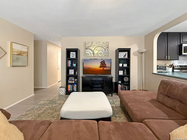 10306 Western Sun, San Antonio, TX 78240