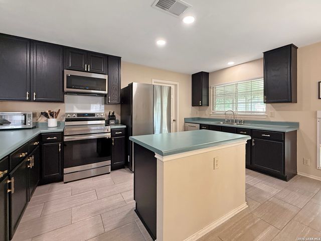 10306 Western Sun, San Antonio, TX 78240