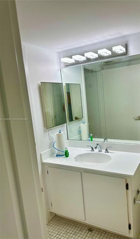 7601 E Treasure Dr 1406, North Bay Village, FL 33141