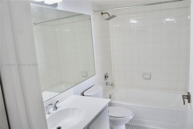 7601 E Treasure Dr 1406, North Bay Village, FL 33141