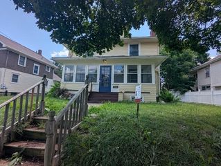 1205 E Ganson Street, Jackson, MI 49201