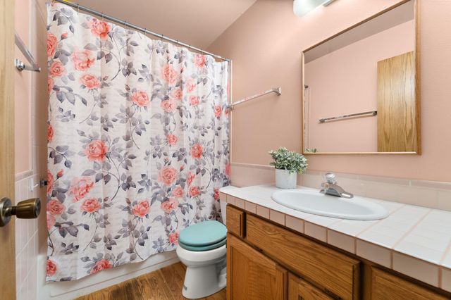 12425 E Olive Ave, Spokane Valley, WA 99216