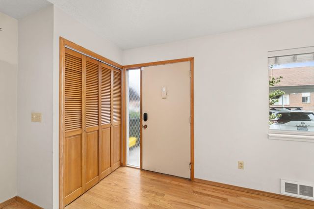 12425 E Olive Ave, Spokane Valley, WA 99216