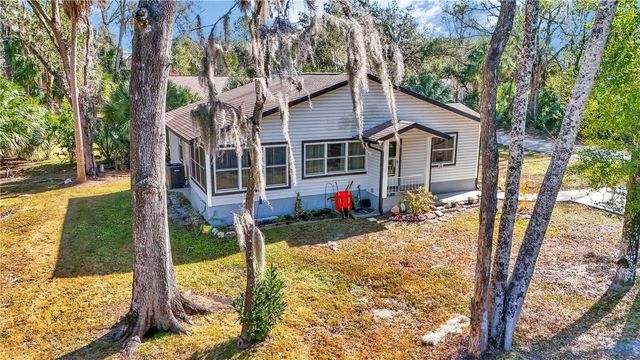 715 NE 12TH TERRACE, Crystal River, FL 34428