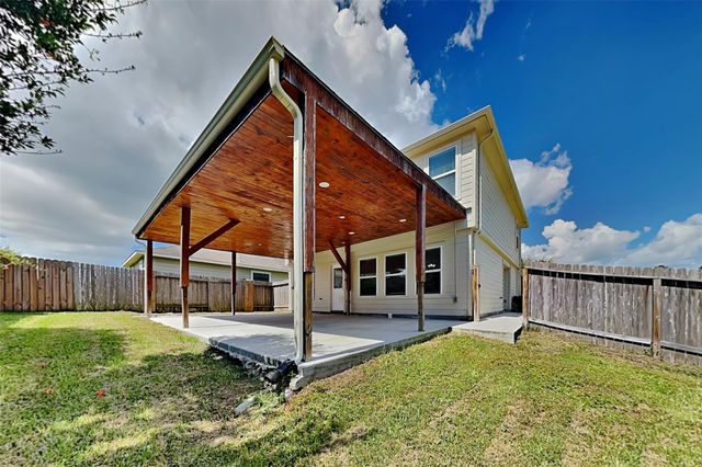 16731 N Blue Jay Drive, Conroe, TX 77385