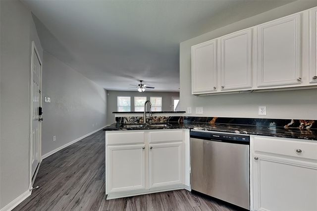 16731 N Blue Jay Drive, Conroe, TX 77385