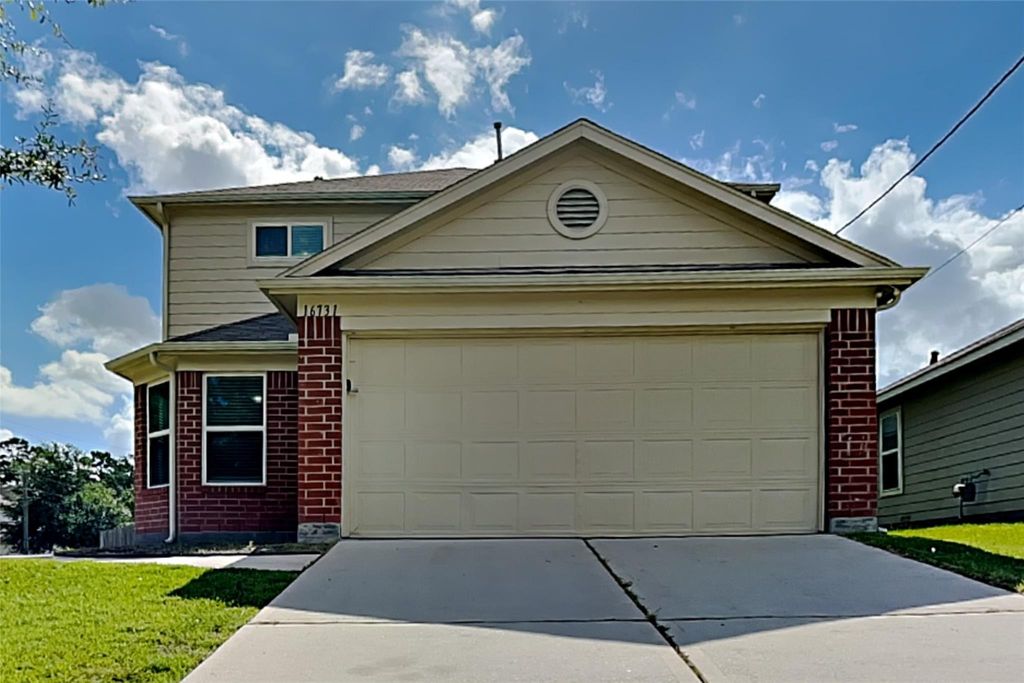 16731 N Blue Jay Drive, Conroe, TX 77385