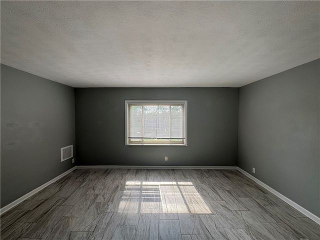 2358 S Patterson Boulevard 6, Kettering, OH 45409
