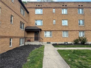 2358 S Patterson Boulevard 6, Kettering, OH 45409