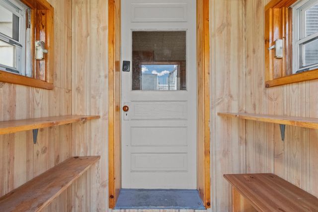 29 Woodstock Avenue, Rutland City, VT 05701