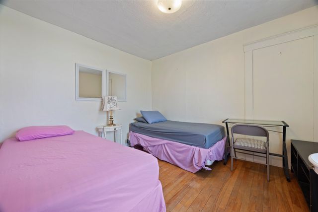 29 Woodstock Avenue, Rutland City, VT 05701