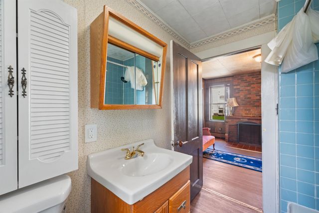 29 Woodstock Avenue, Rutland City, VT 05701