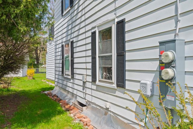 29 Woodstock Avenue, Rutland City, VT 05701