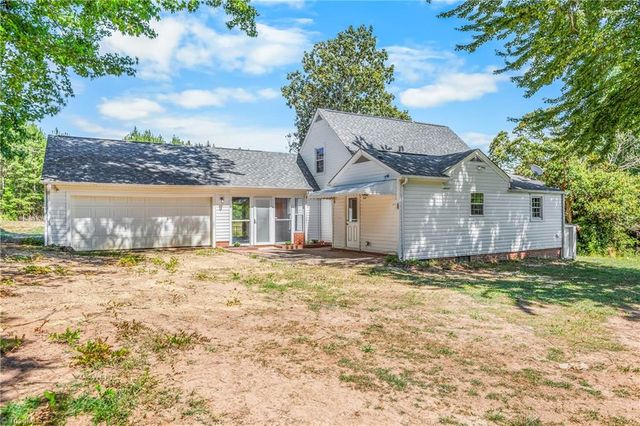 4816 Dippen Road, Walkertown, NC 27105