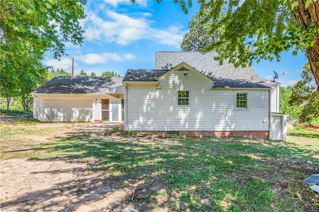 4816 Dippen Road, Walkertown, NC 27105