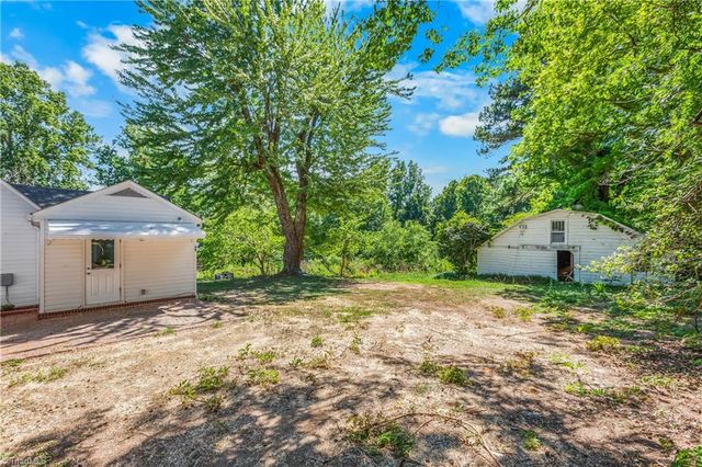 4816 Dippen Road, Walkertown, NC 27105