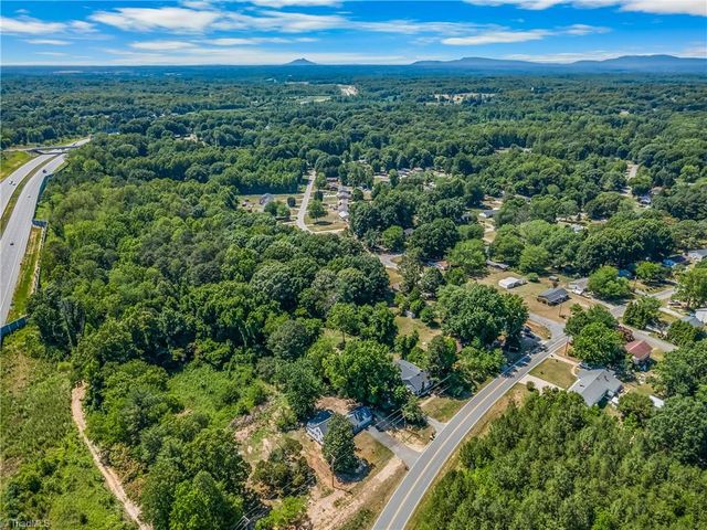 4816 Dippen Road, Walkertown, NC 27105
