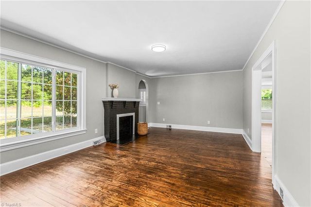 4816 Dippen Road, Walkertown, NC 27105
