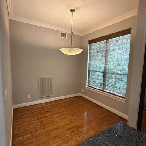 6514 Minola Street, Houston, TX 77007