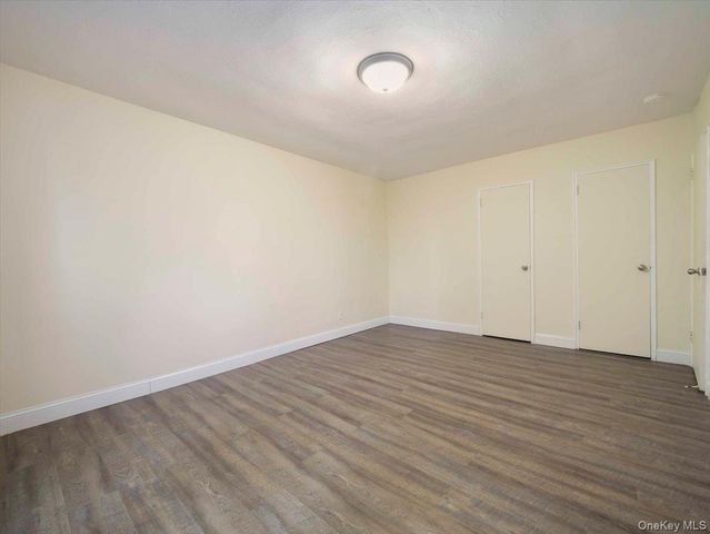 3 Sadore Ln 4P, Yonkers, NY 10710